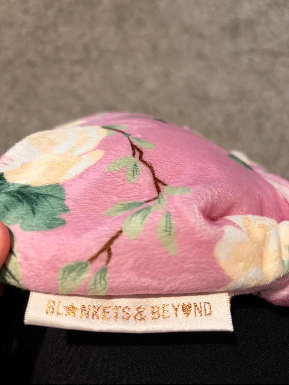 Blankets & Beyond soft pink